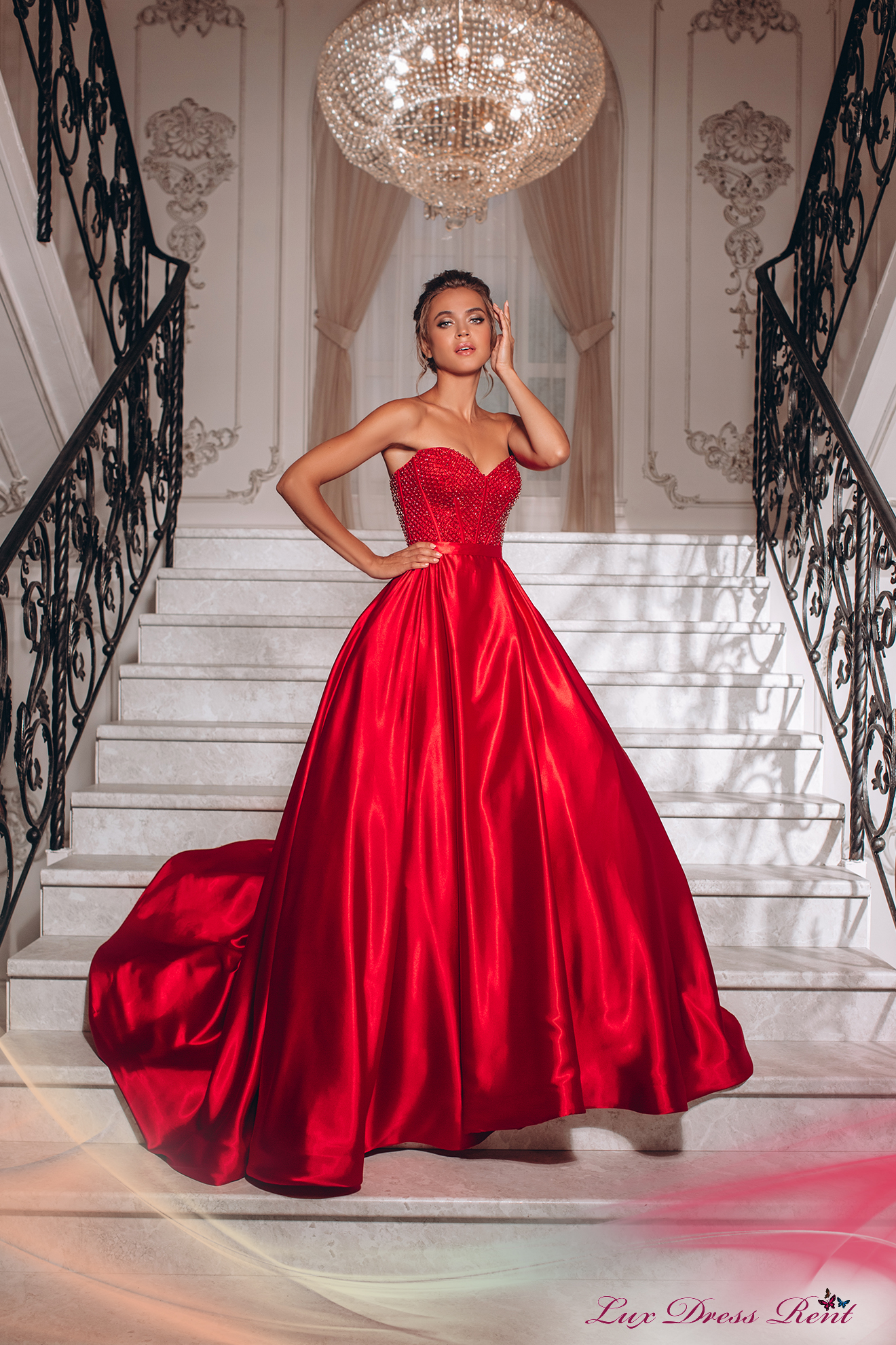 Прокат платье недорого. Вечерние платья Oqshom liboslari 2021. Окшом либослари 2021. Красивые вечерние платья. Красное вечернее платье.