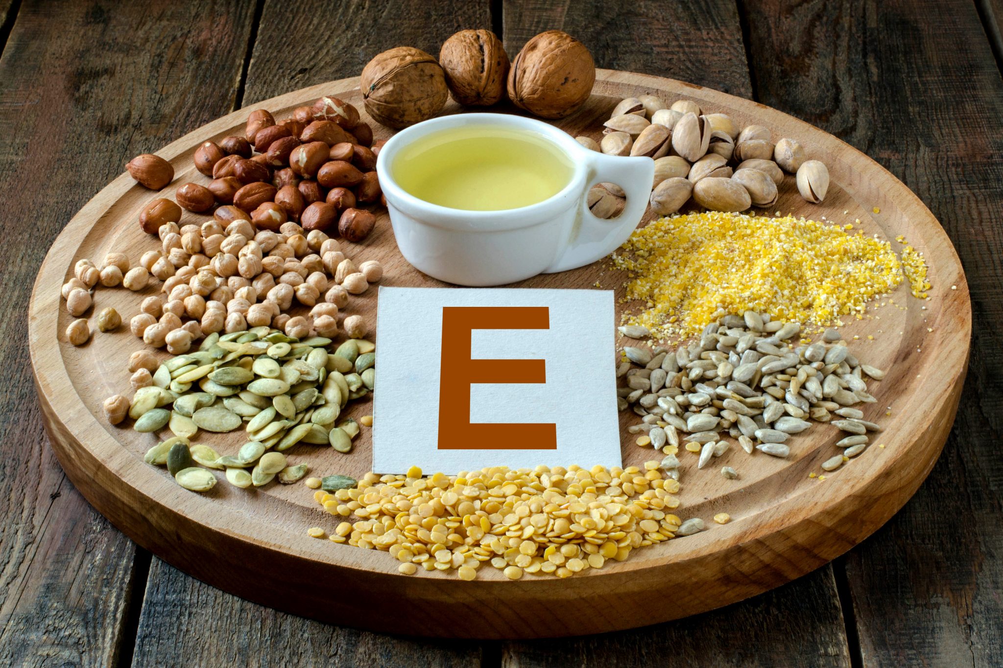 Е пшеничный. Витамин e. Витамин e (токоферол). Витамины а + е. Витамин е источники витамина.